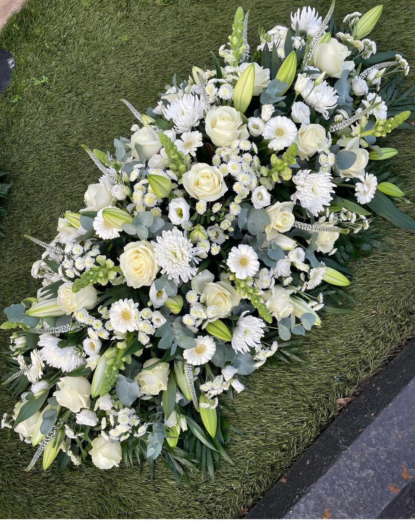 Casket Cover – Lovely Flowers
