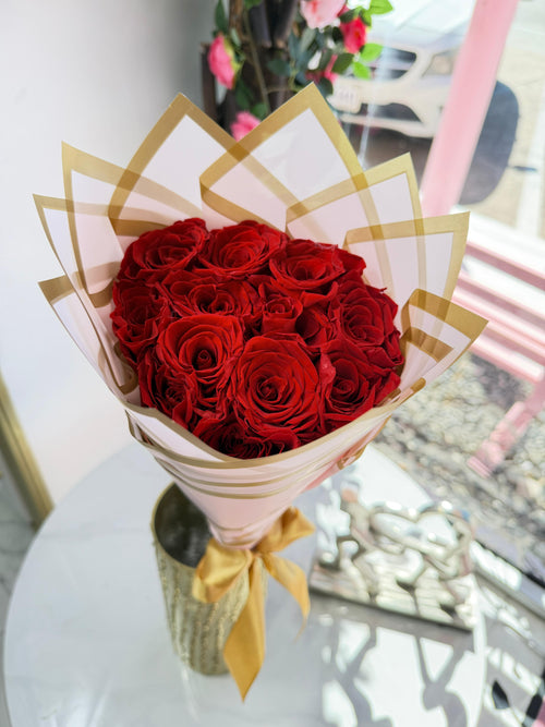 12 Everlasting Roses ~ 12 Rosas Eternas Ramo