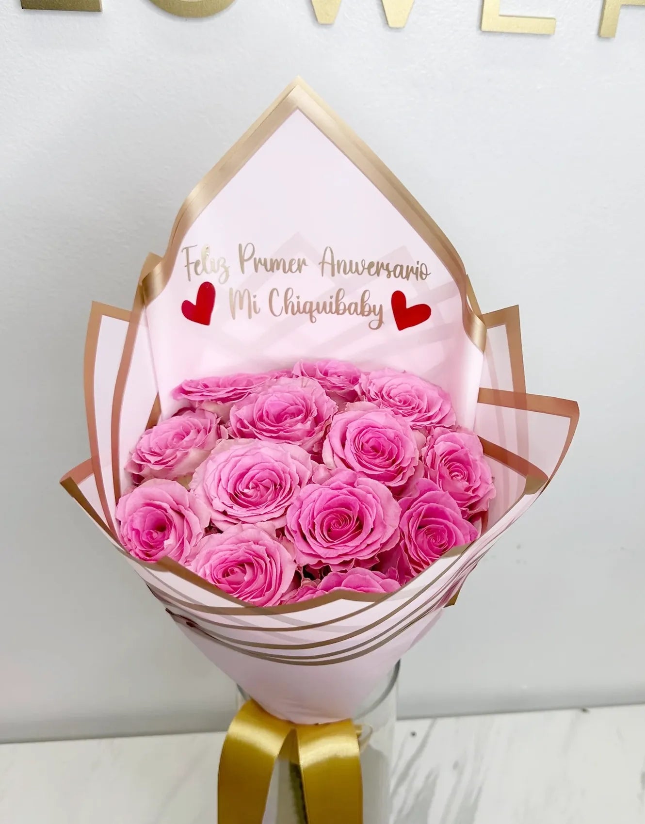 12 Pink Roses