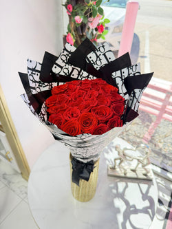 25 Everlasting Dior Roses Bouquet ~ Ramo Buchon Rosas Eterno Dior