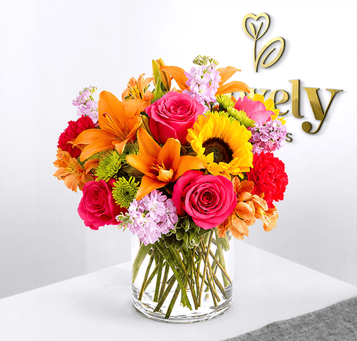 Hot Pink Roses & Sunflower Vase Arrangement