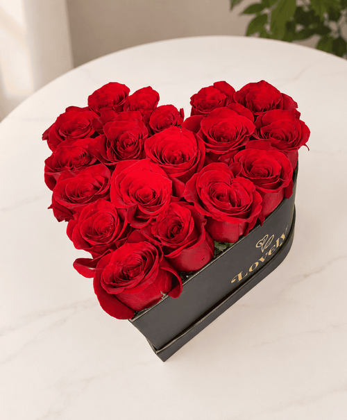 Small Black Heart·Shaper Box - 25 Red Roses (Copy)