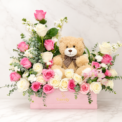 Sweet Embrace – 32 Roses & Teddy