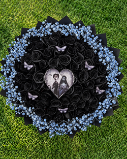 Jack & Sally Roses Balck Bouquet #2