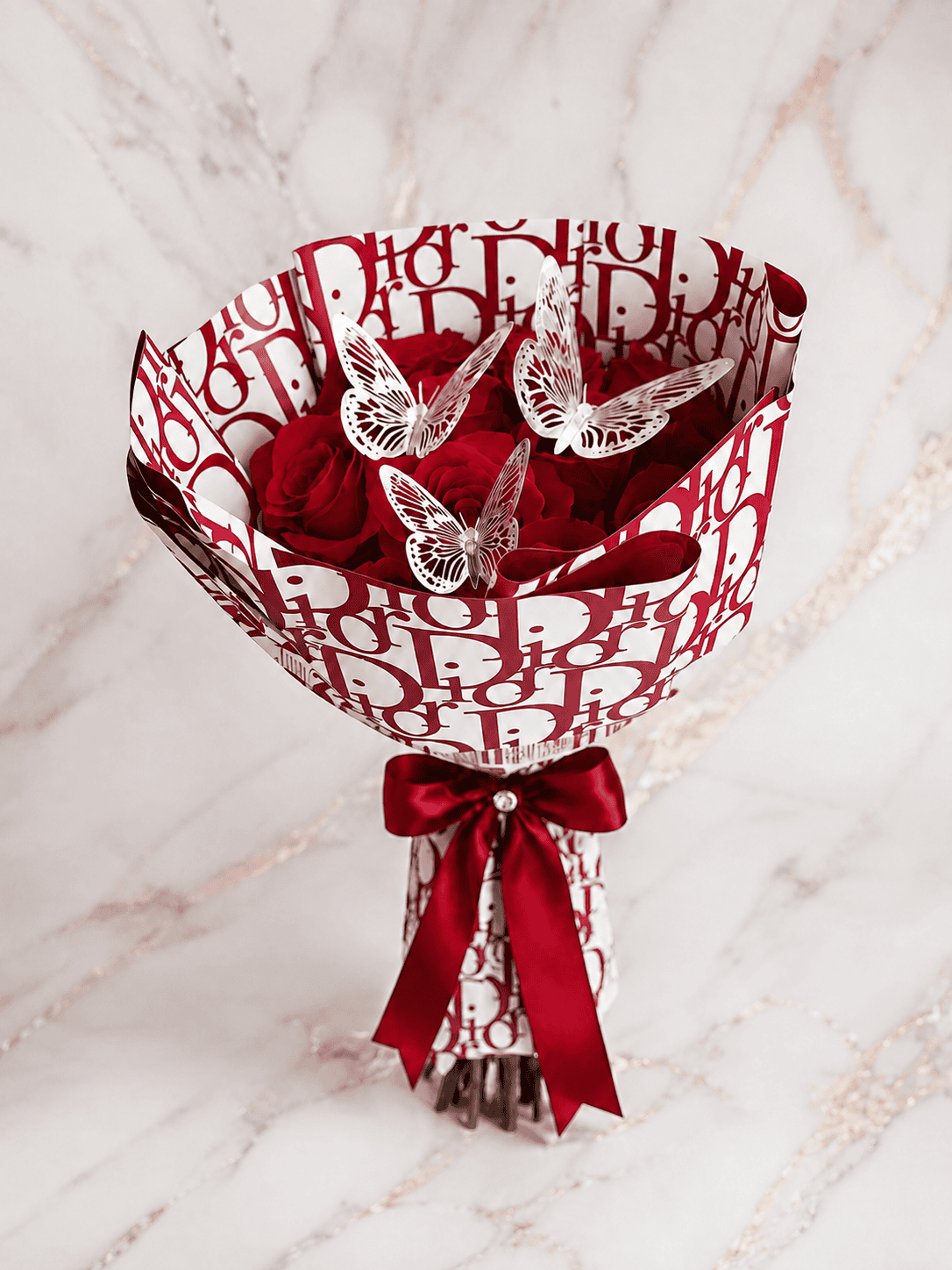 12 Rosas Rojas ~ Dior Rojo