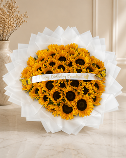 30 Girasoles con papel blanco