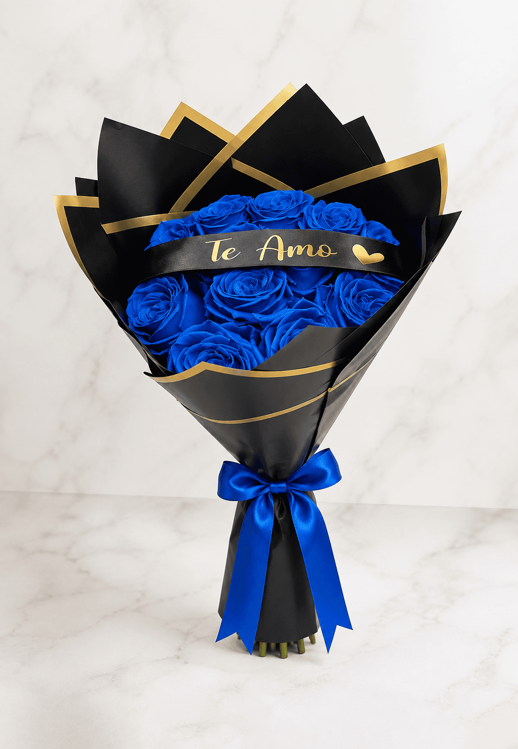 12 Blue Roses + Banner