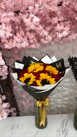 Mother’s Day Sunflowers & 25 Red Roses ~25 Rosas  Ramo para Mamá