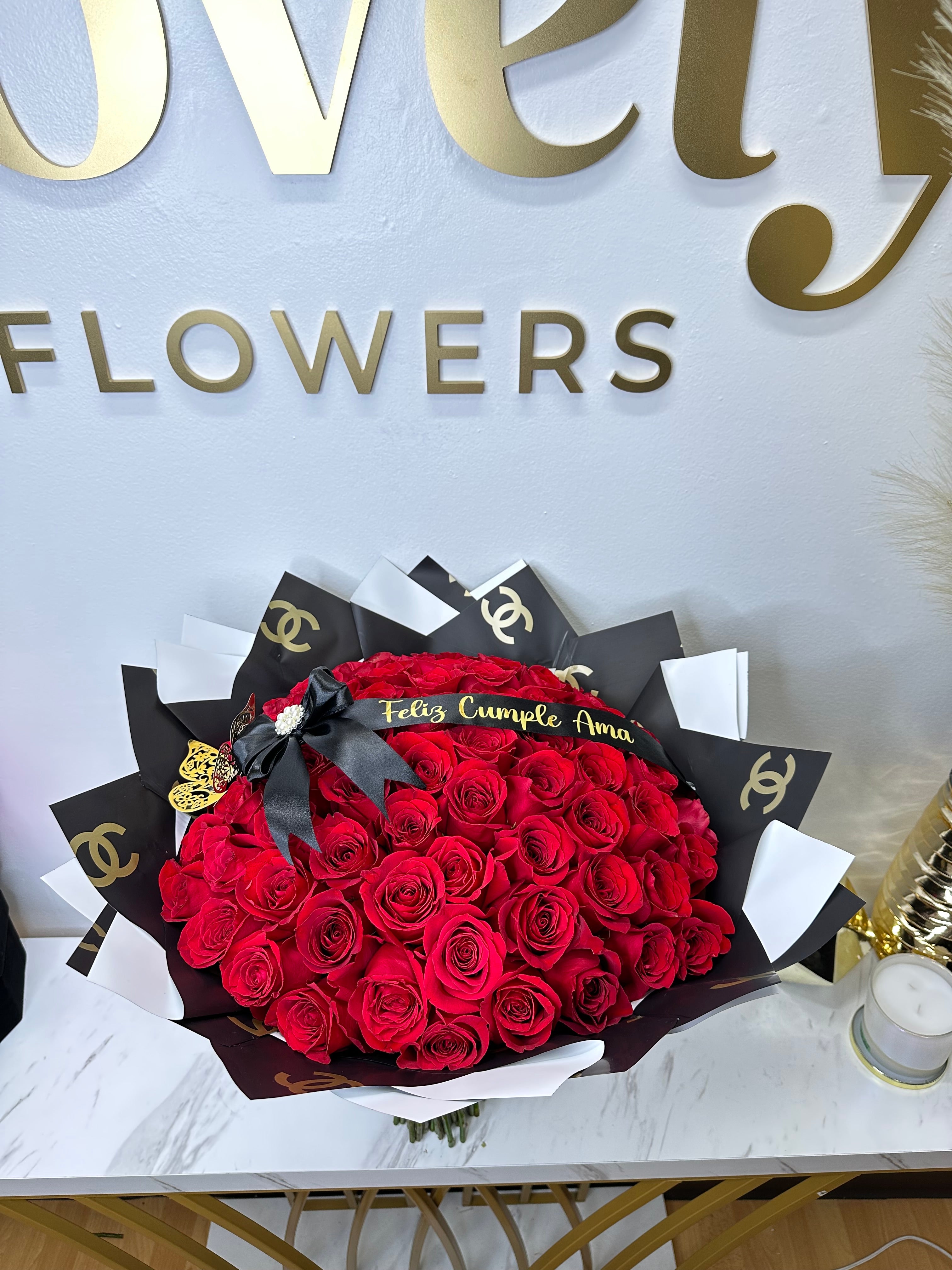 75 Roses with Channel Paper – Lovely Flowers