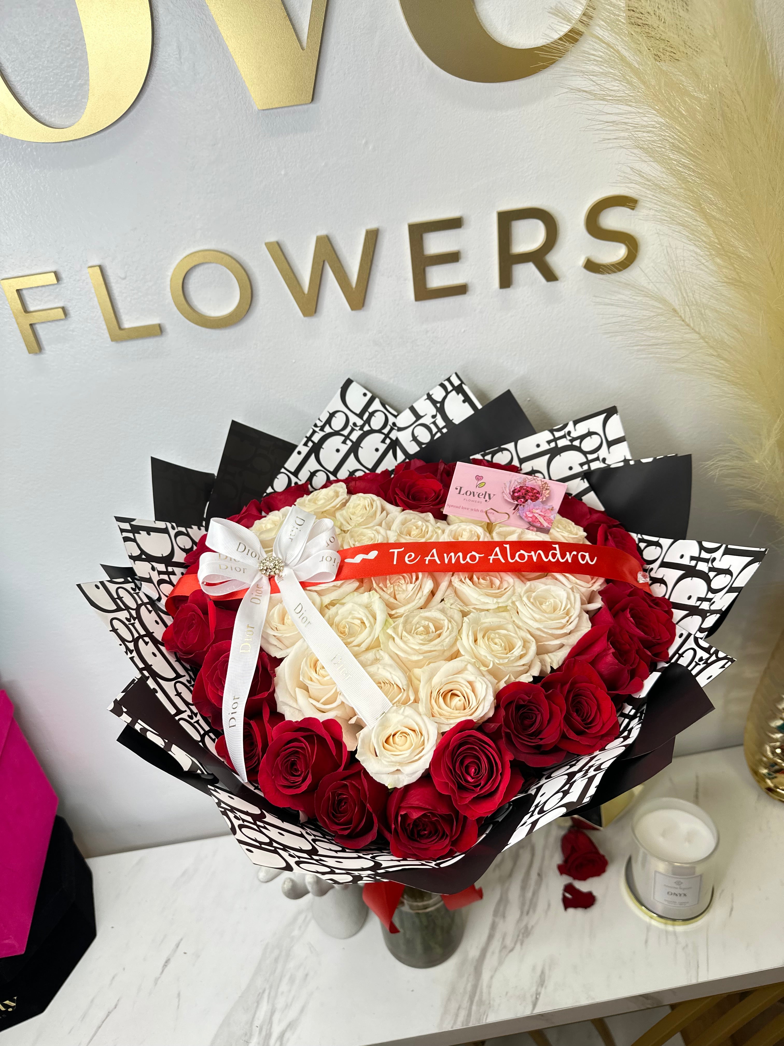 50 Roses (25 Red & 25 White Hear Shape Roses) – Lovely Flowers