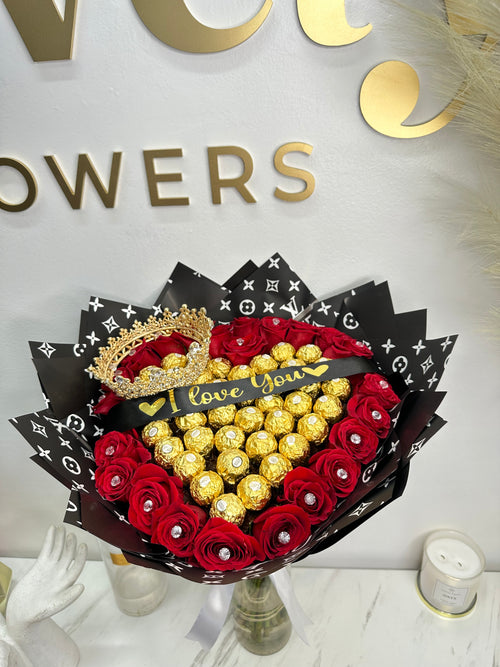 25 Roses + Ferrero Heart