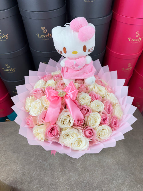 50 Pink And White Hello Kitty Roses ~ Ramo Buchon de Hello Kitty