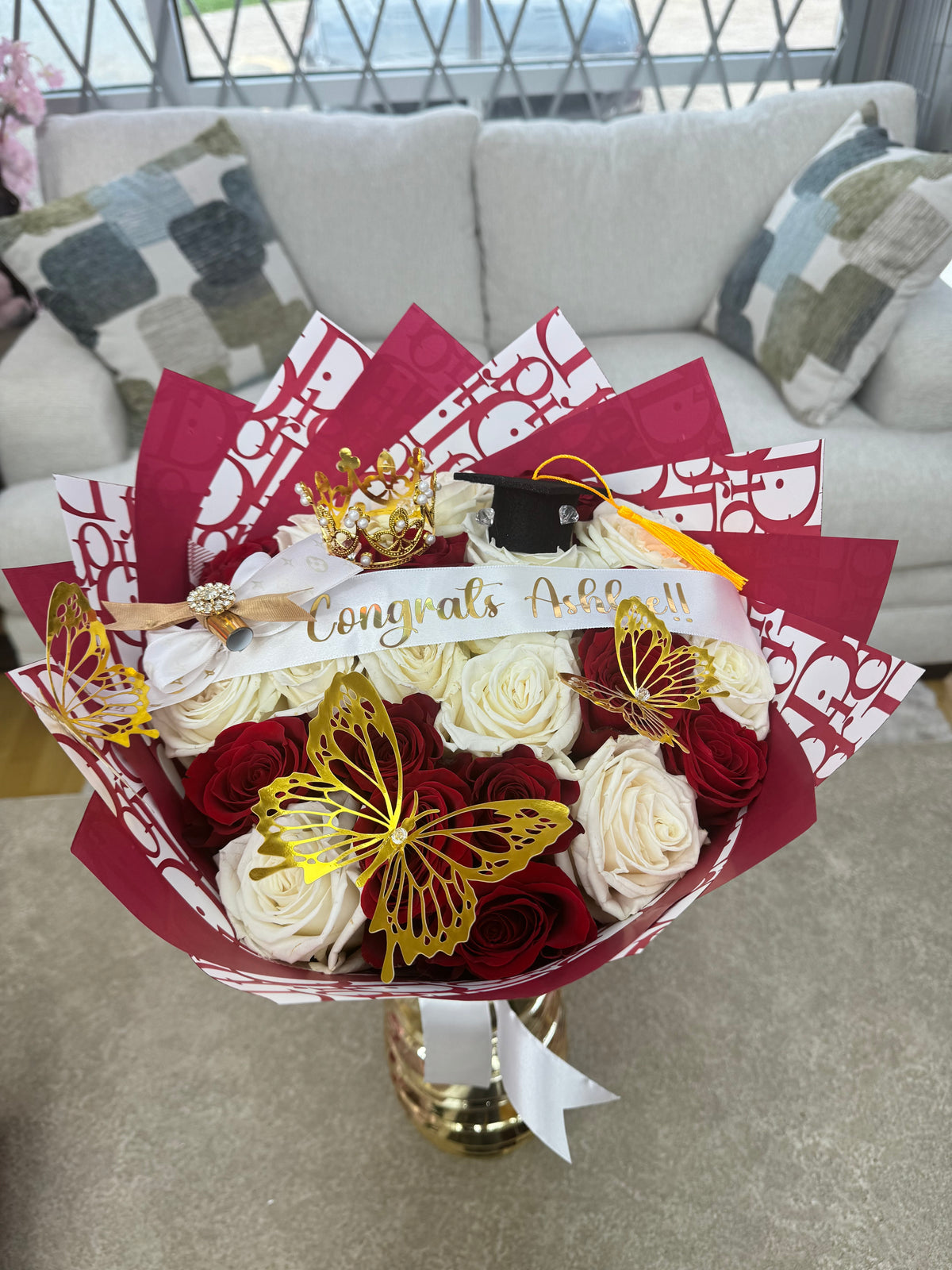 25 Dior Roses + Graduation Decor – Lovely Flowers