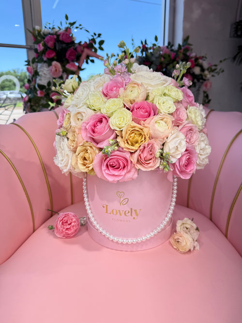 Pearl Mix Flower Rose Box