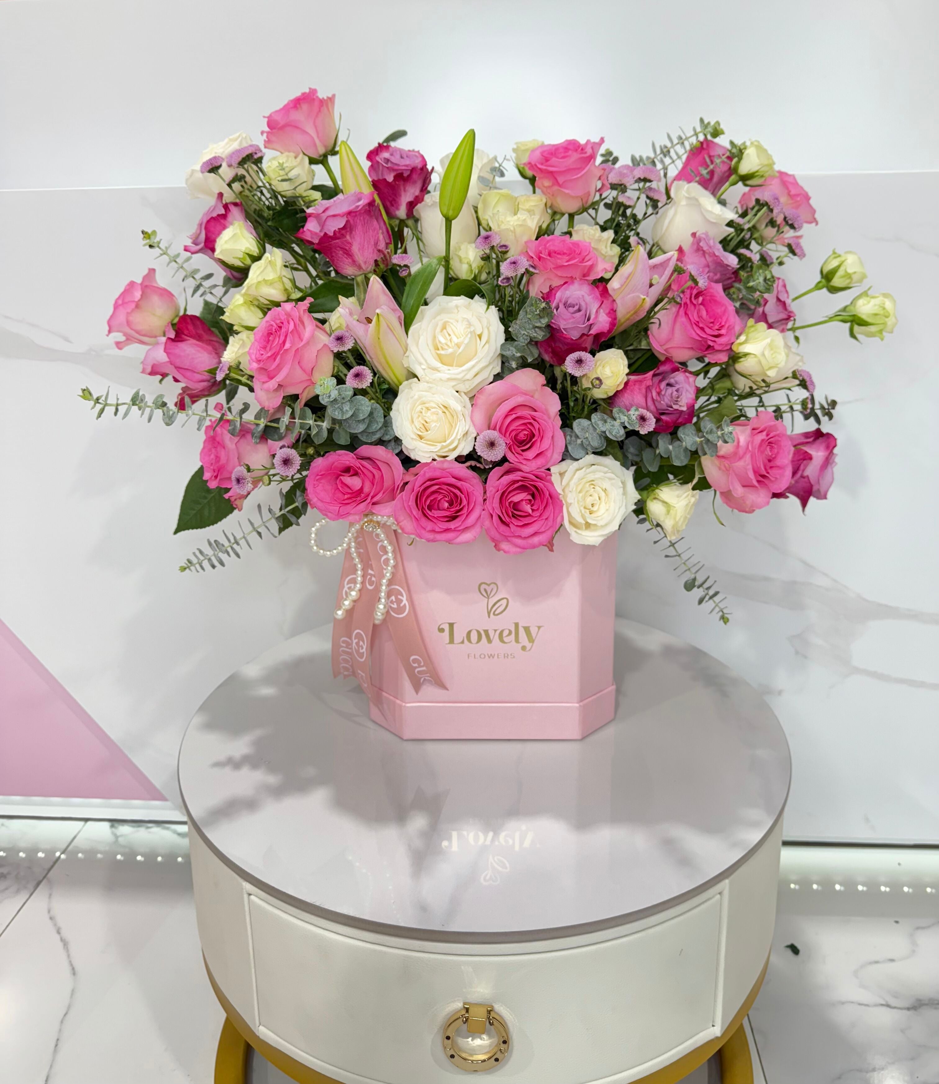 Lovely Pink Corner Box