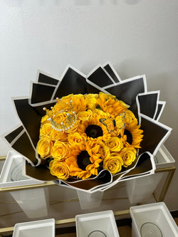 25 Yellow Roses +  6 Sunflowers