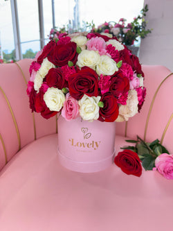 Pink Medium Round Box