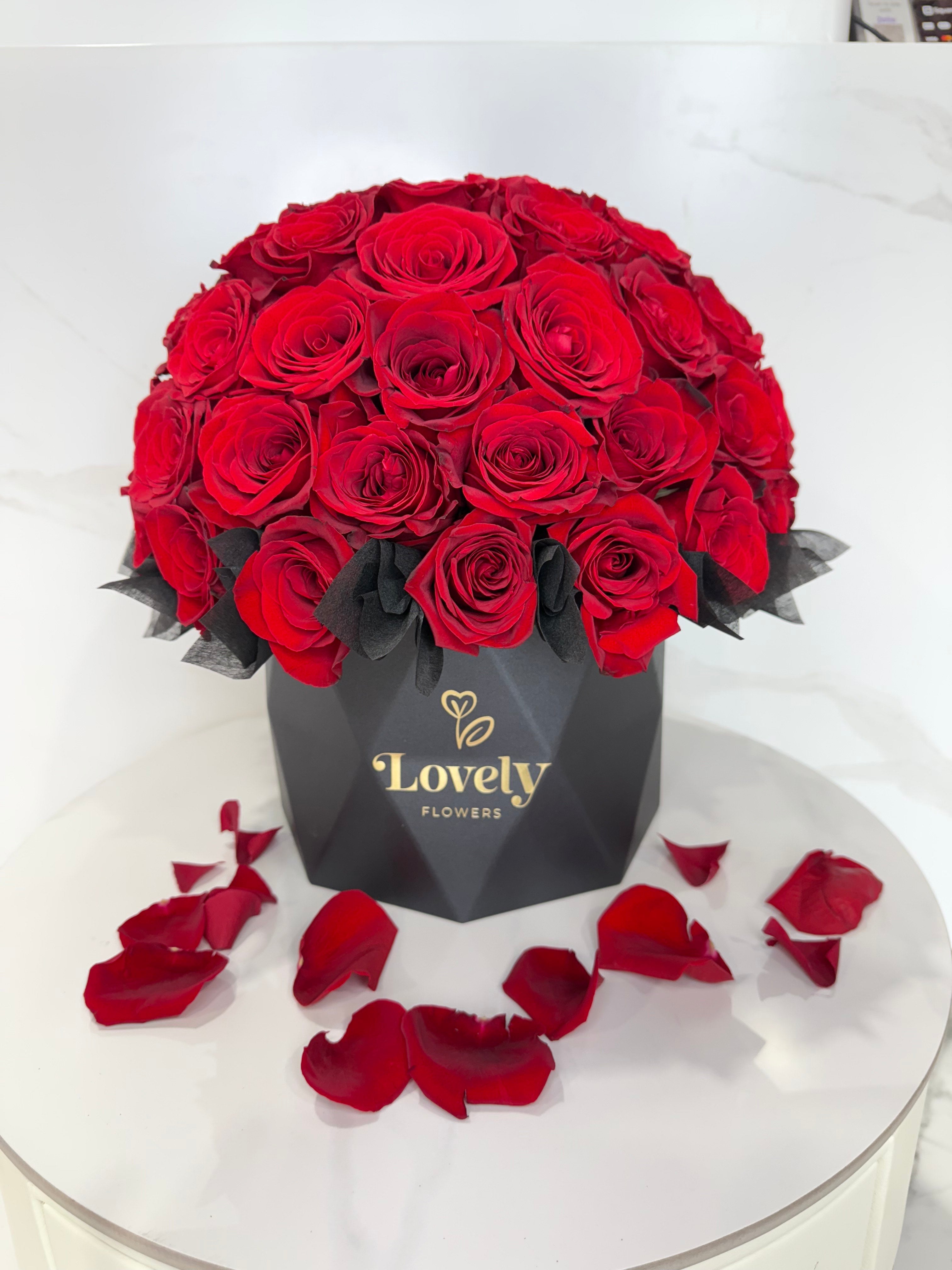 Lovely Flowers Box Collection