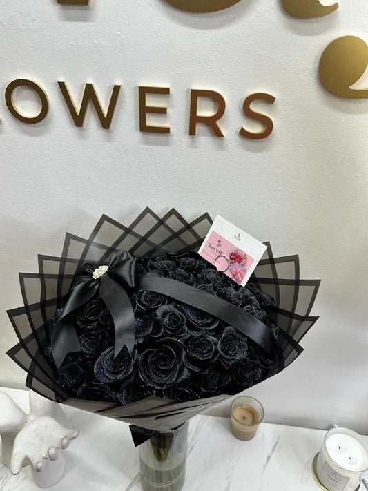 50 Black Roses
