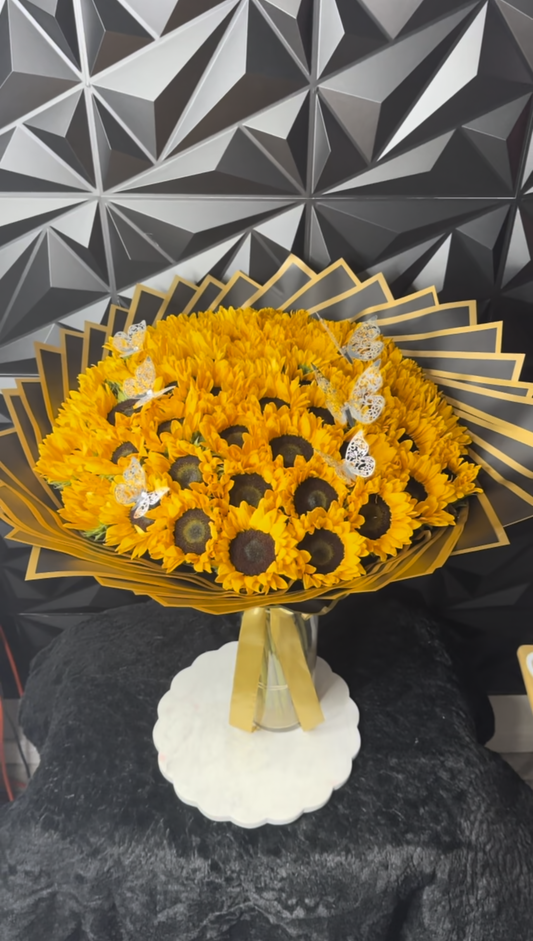 50 Sunflowers black / gold edge