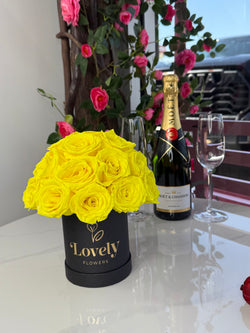 25 Yellow Everlasting Rose Box