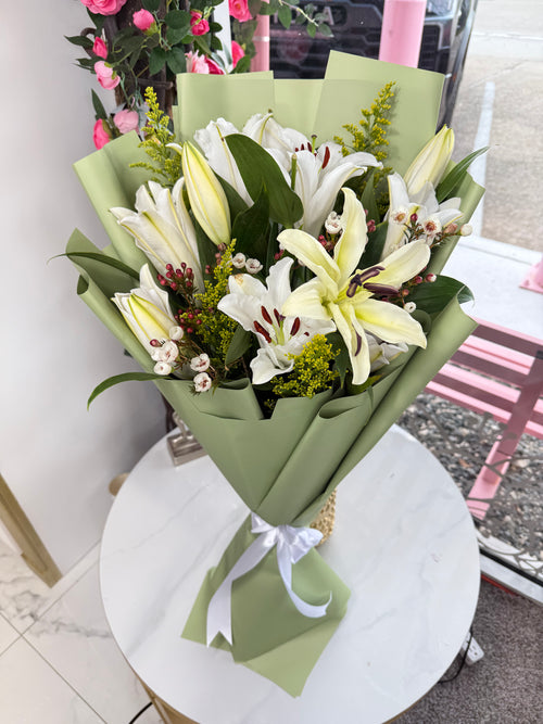 white lily arrangement 10 White Lily Bouquet – Lovely Flowers