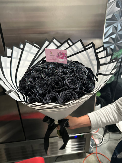 25 Black Roses