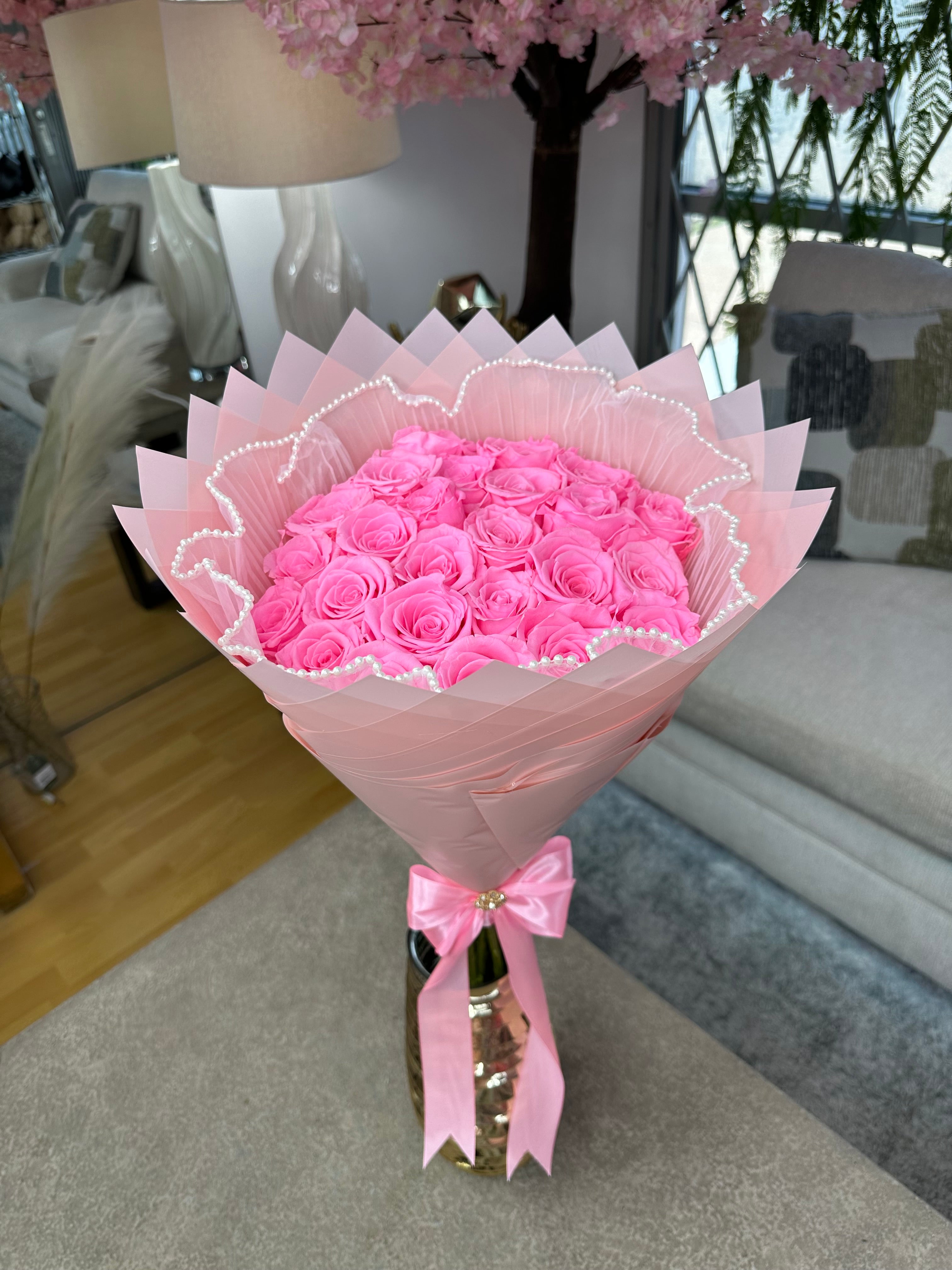 25 Hot Pink Everlasting Roses