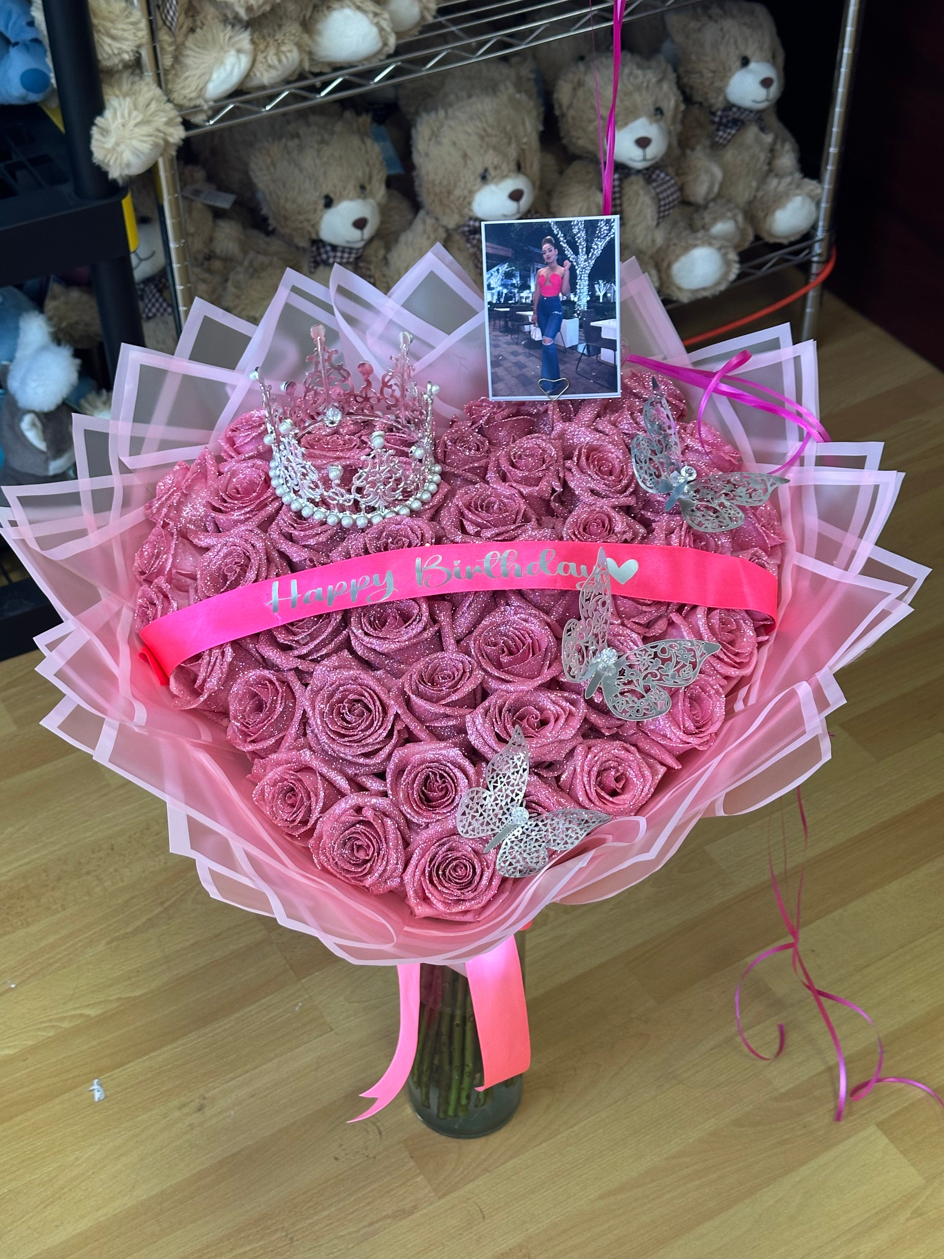 75 Glittered Roses heart shape – Lovely Flowers