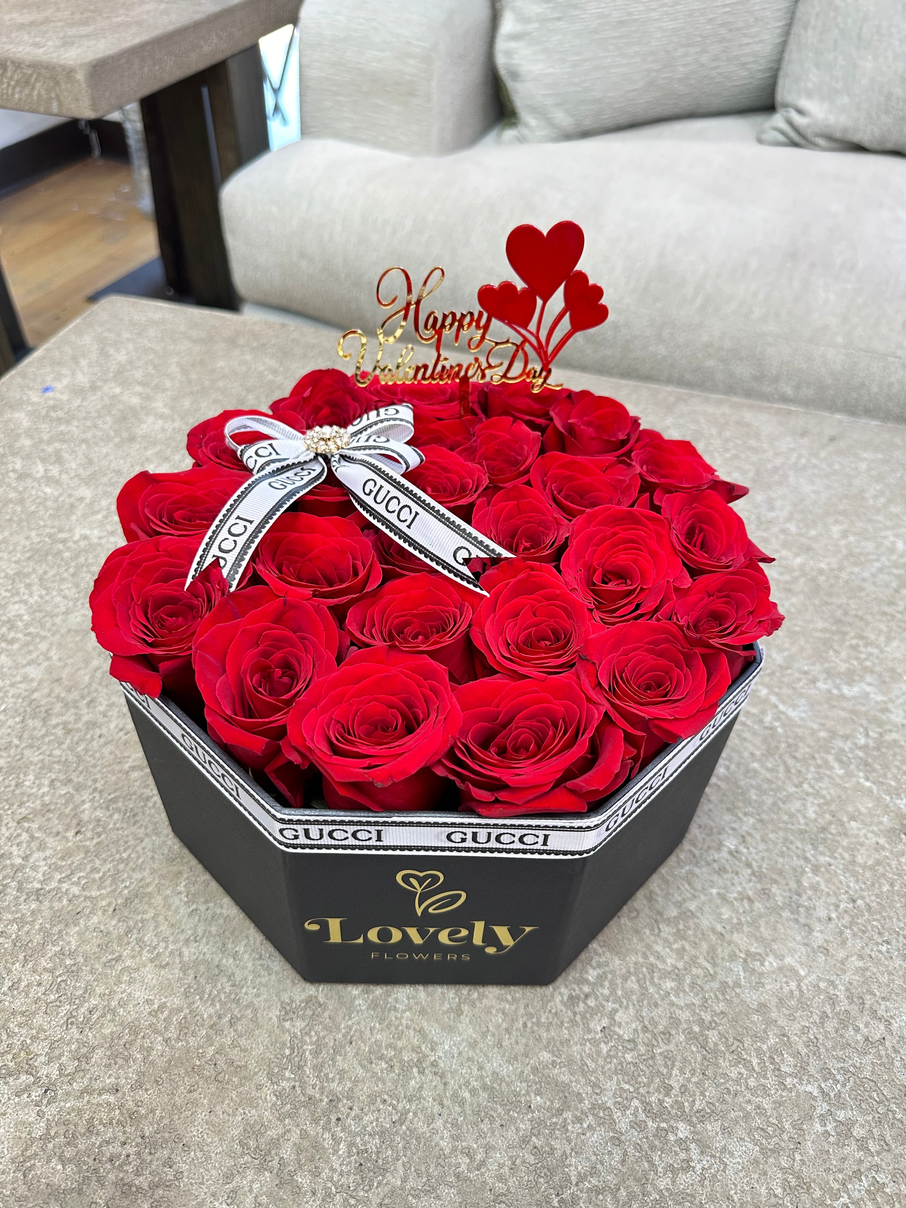 Hexagonal Red Rose Box – Lovely Flowers
