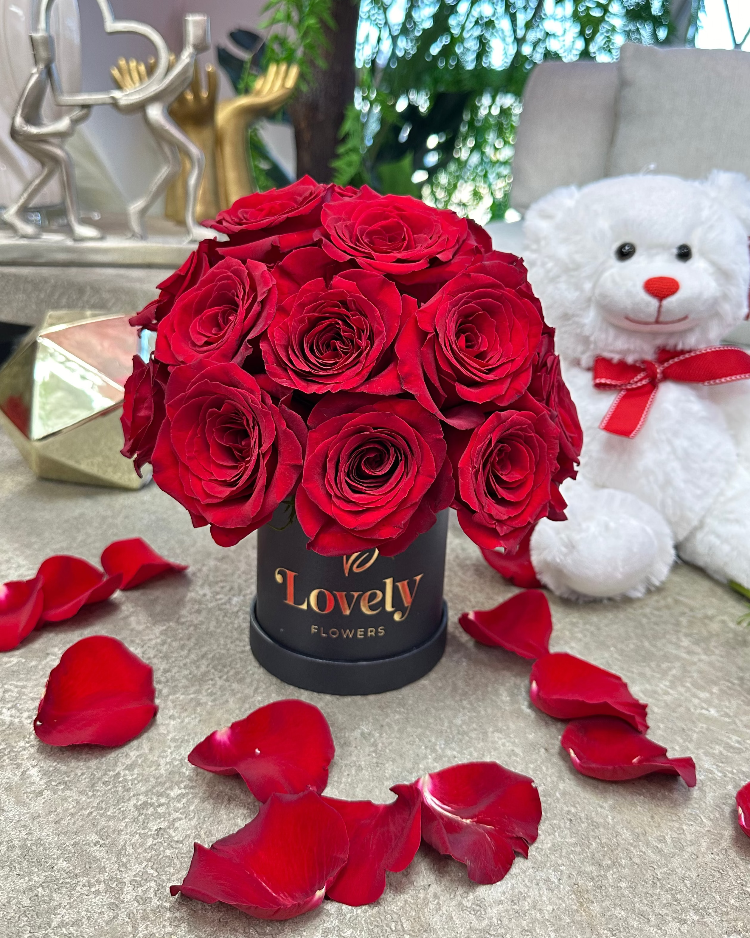 #12 Small Black Box with 25 Red Roses