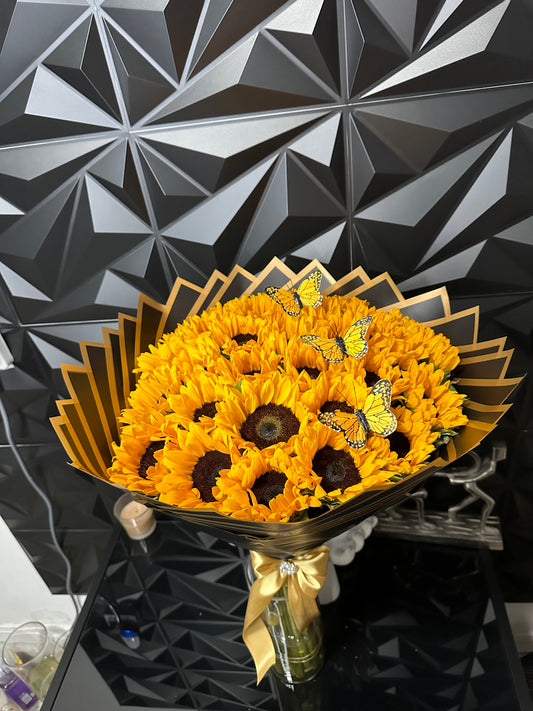 30 Sunflowers with black / gold edge paper