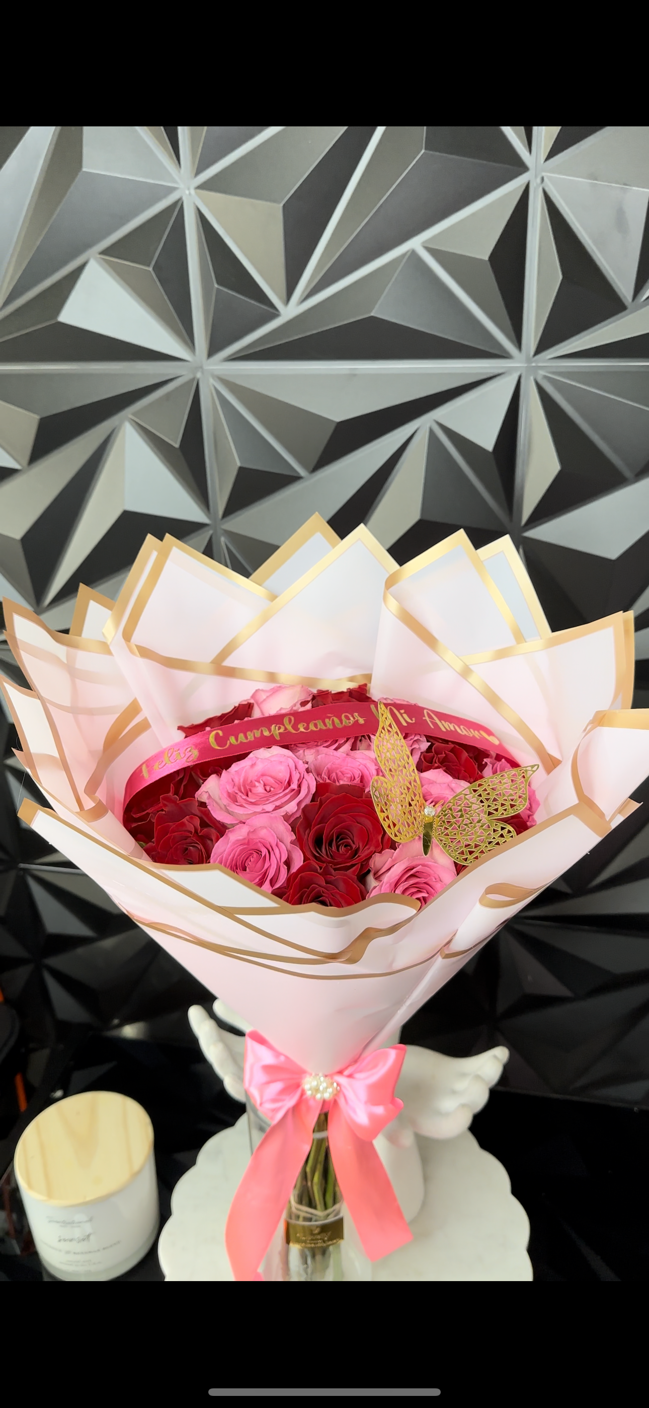 25 Red&Pink Roses Pink Paper