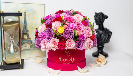 50 Roses Medium Rox Box with mix of flowers