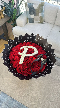 50 Roses + Baby breath lettering
