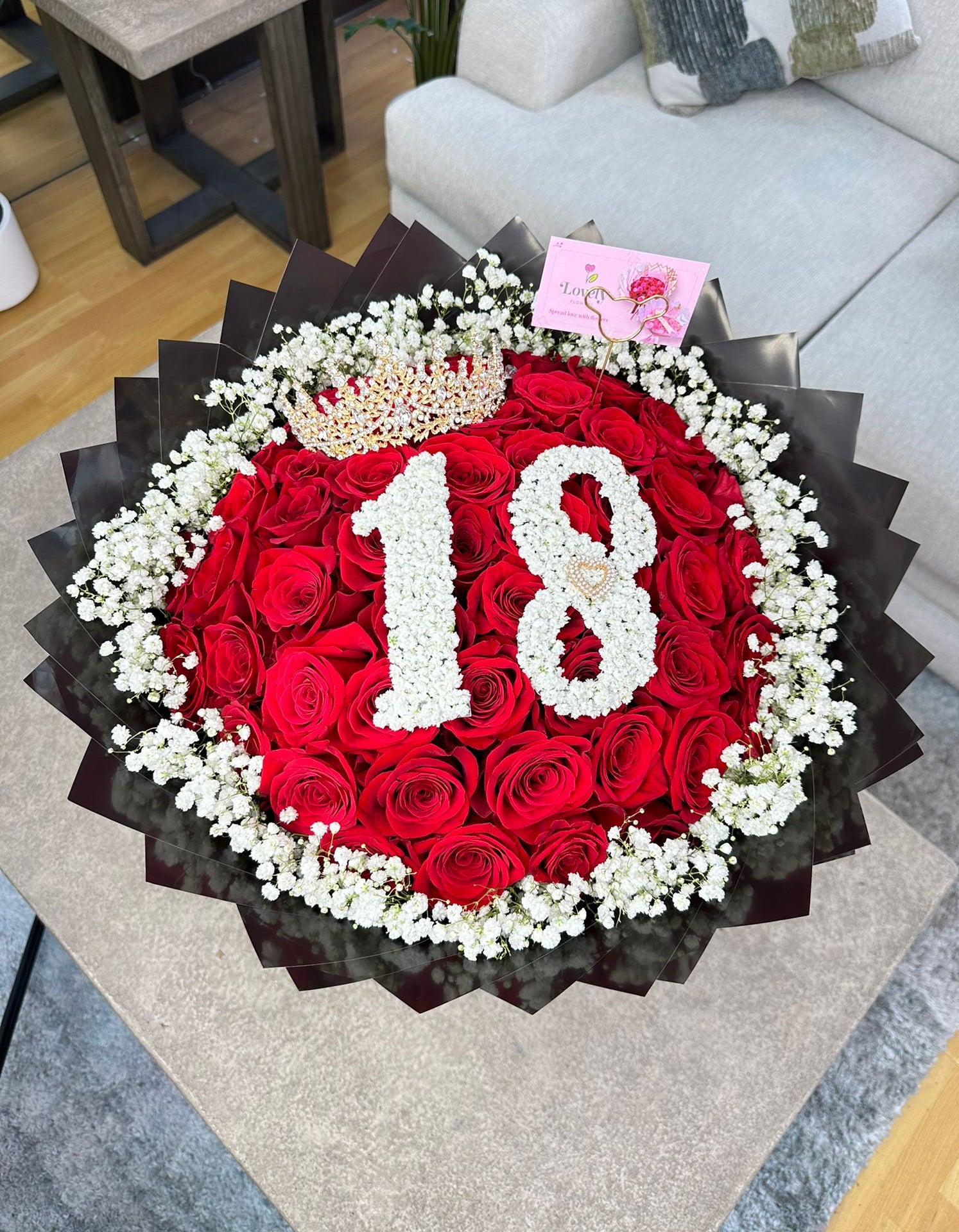 50 Roses + Baby breath numbers – Lovely Flowers