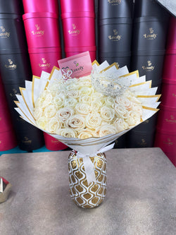 50 White Roses