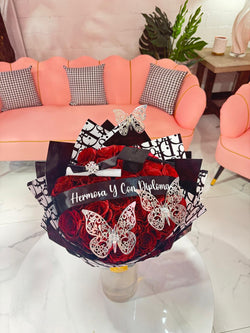 25 Dior Roses Graduation ~ Hermosa y con diploma