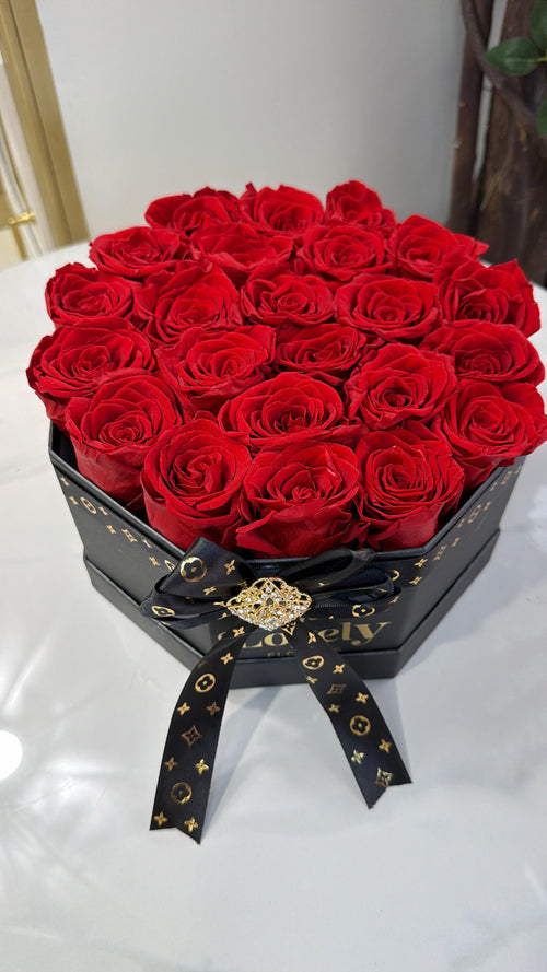 Rosas Eternas Rojas en Caja de Lujo