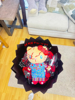 12 Roses Round Hello Kitty Chucky Bouquet