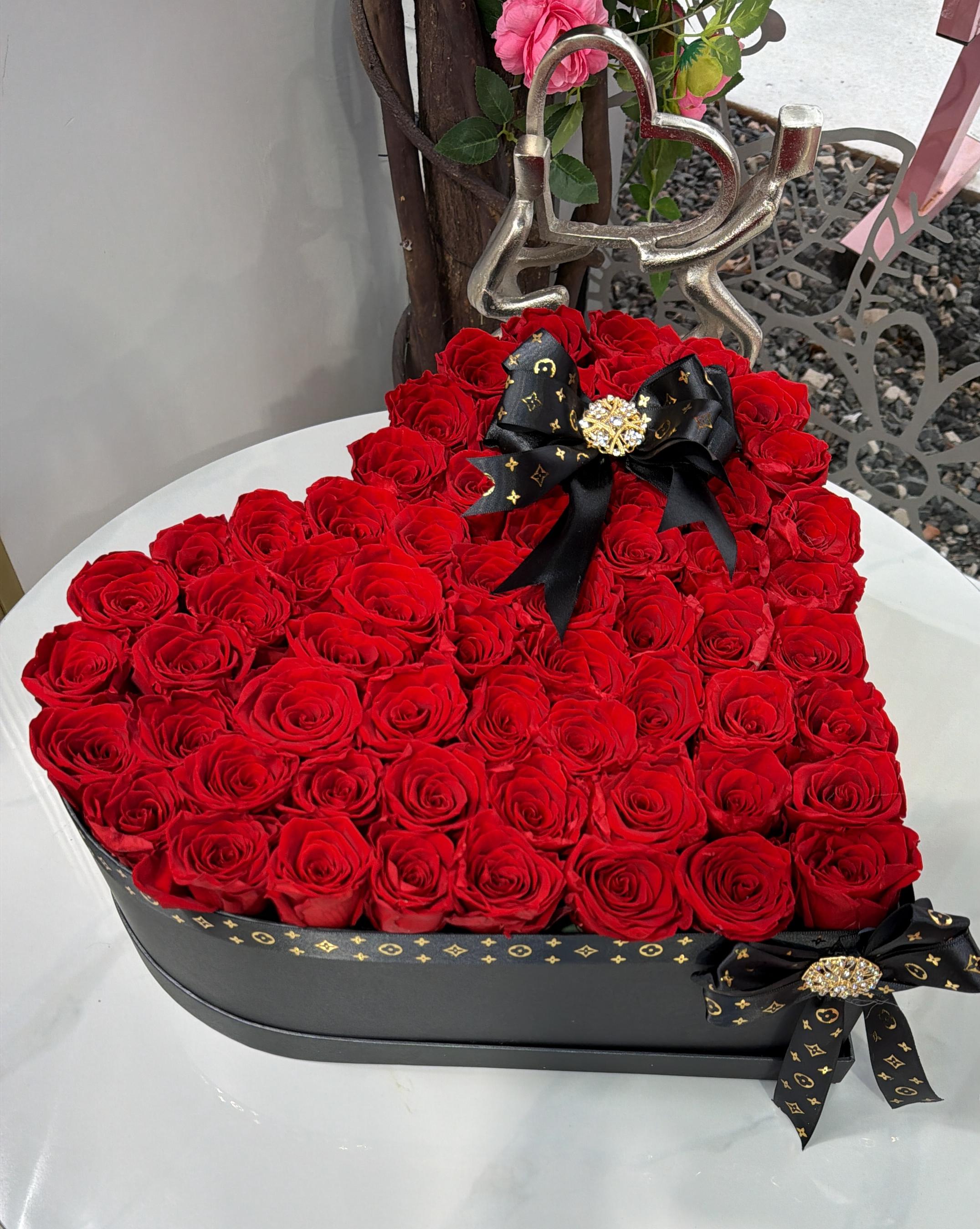 Red Eternal Roses Heart Luxury Box