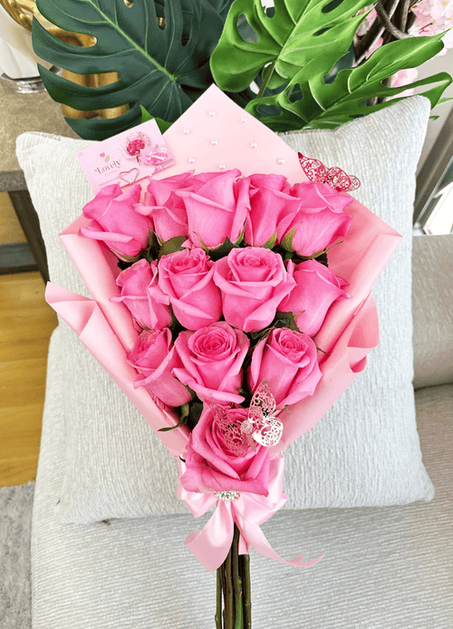 12 Pink Flat Roses Bouquet