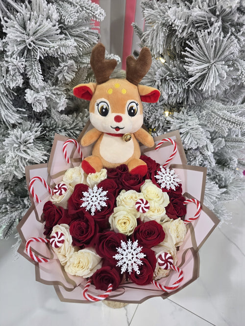 25 White & Red Roses Christmas Reindeer