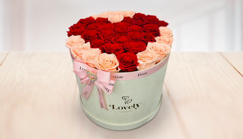 Caja grande redonda de terciopelo con rosas de la eternidad