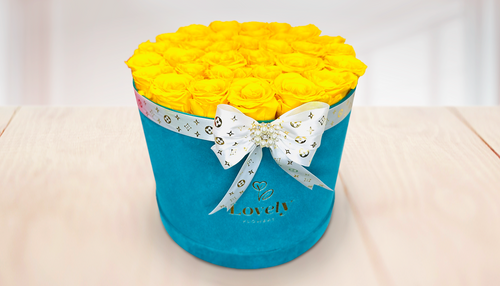 Caja grande redonda de terciopelo con rosas de la eternidad