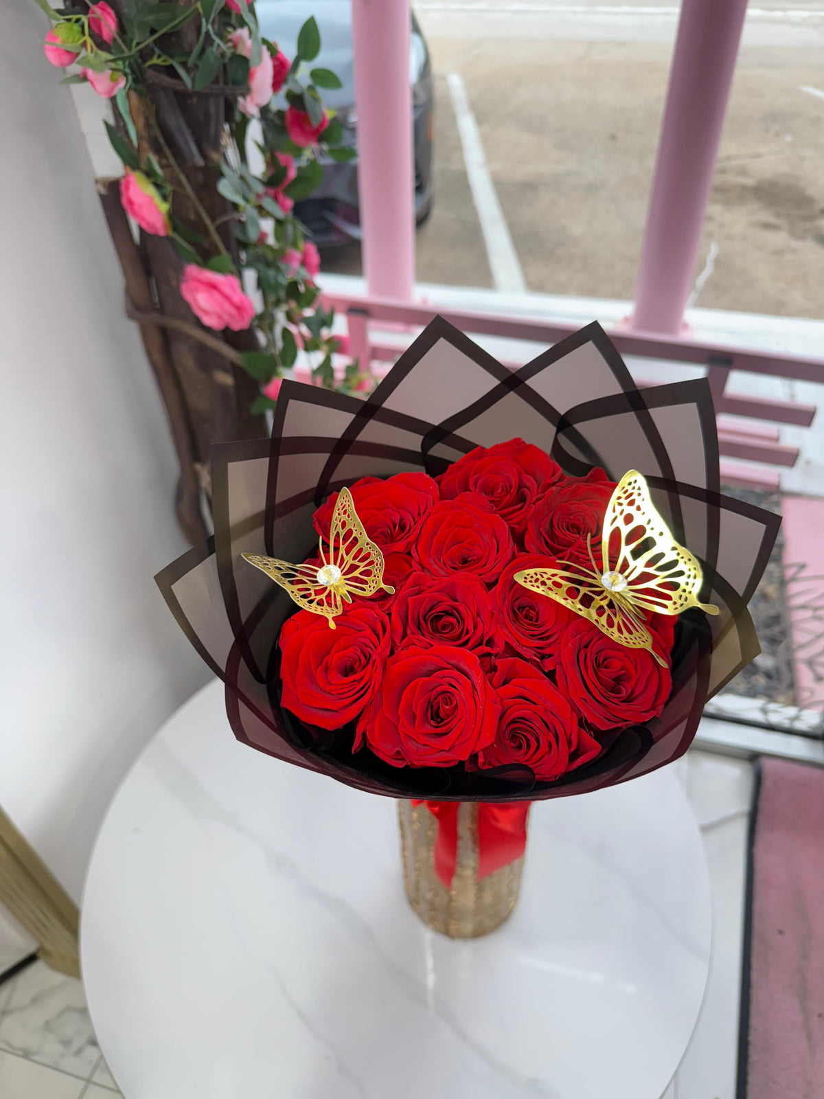 12 Everlasting Roses Transparent Black paper – Lovely Flowers