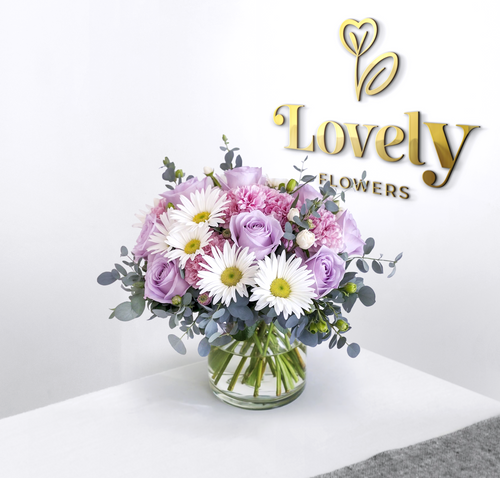 Premium Fresh Flower Arrangement